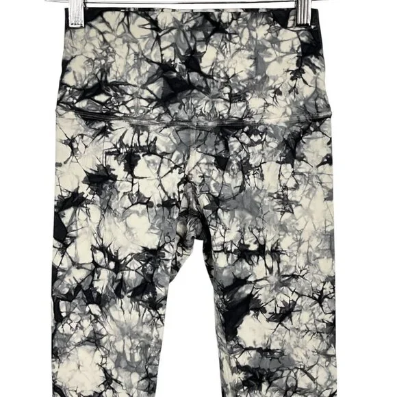 Lululemon Wunder Under Crop Hi-Rise 21" Dual Shibori White Baltic Grey Size 4 - Picture 2 of 5